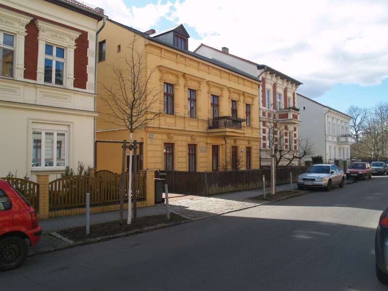 image001