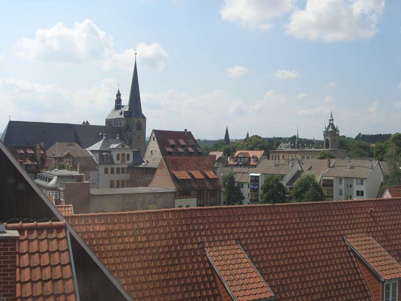image001